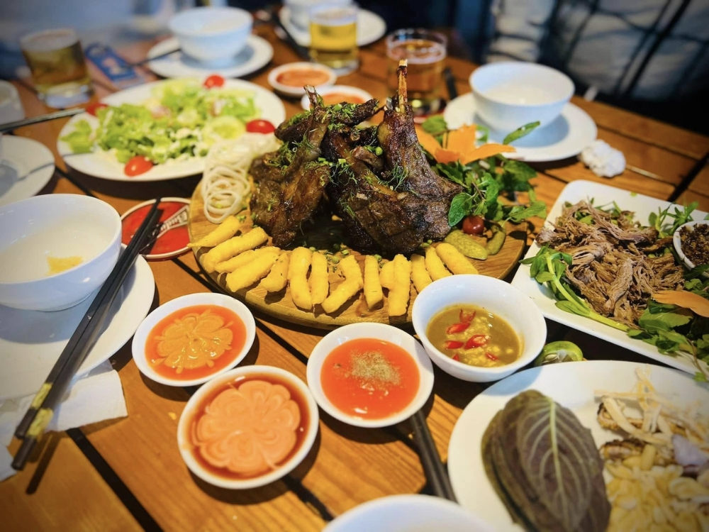 Thực đơn & uu điểm nổi bật